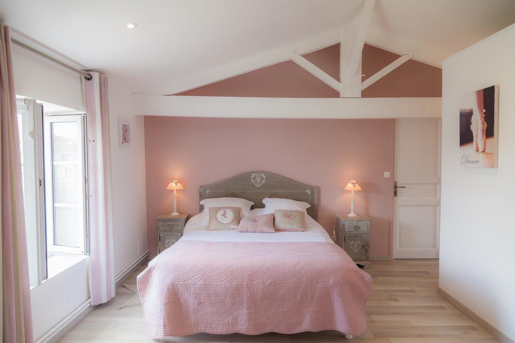 Bed and Breakfast Le Soleil Et Les Etoiles Saint-Sauveur-d'Aunis Exterior foto