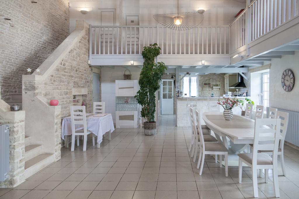 Bed and Breakfast Le Soleil Et Les Etoiles Saint-Sauveur-d'Aunis Exterior foto