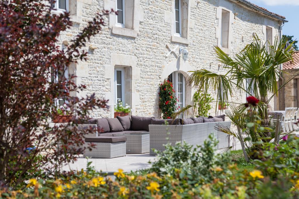 Bed and Breakfast Le Soleil Et Les Etoiles Saint-Sauveur-d'Aunis Exterior foto
